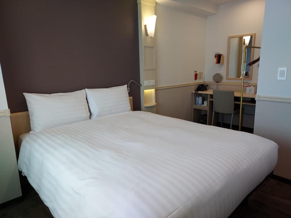 Toyoko Inn Changwon Exterior foto