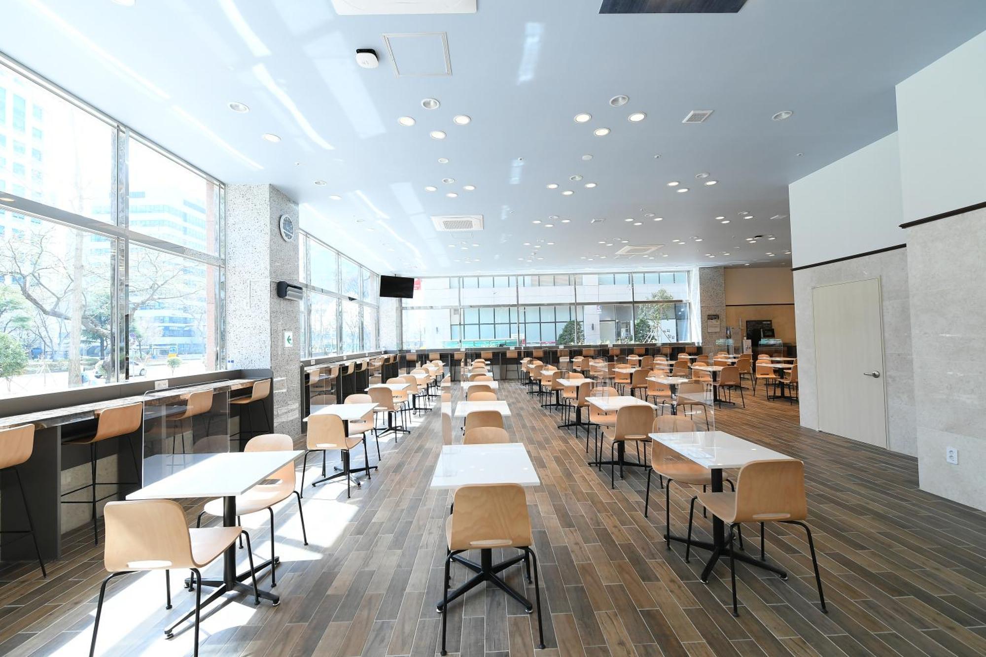 Toyoko Inn Changwon Exterior foto